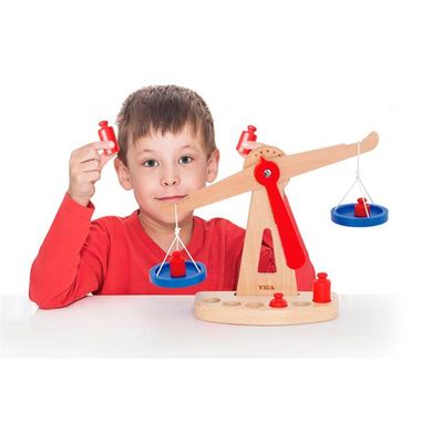 Купити Дерев'яні навчальні ваги Viga Toys з гирями (50660) в Україні