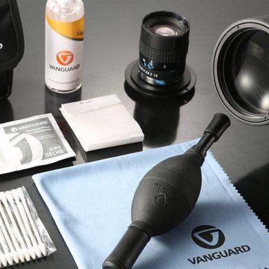 Купити Набір для чистки оптики Vanguard 6-in-1 Cleaning Kit CK6N1 (CK6N1) в Україні