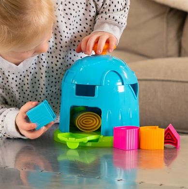 Купити Сортер Фабрика форм Fat Brain Toys Shape Factory (FA267-1) в Україні