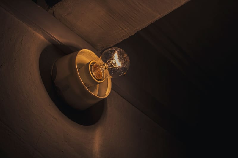 Альтернативи Philips Hue до 1500 грн — фото 2