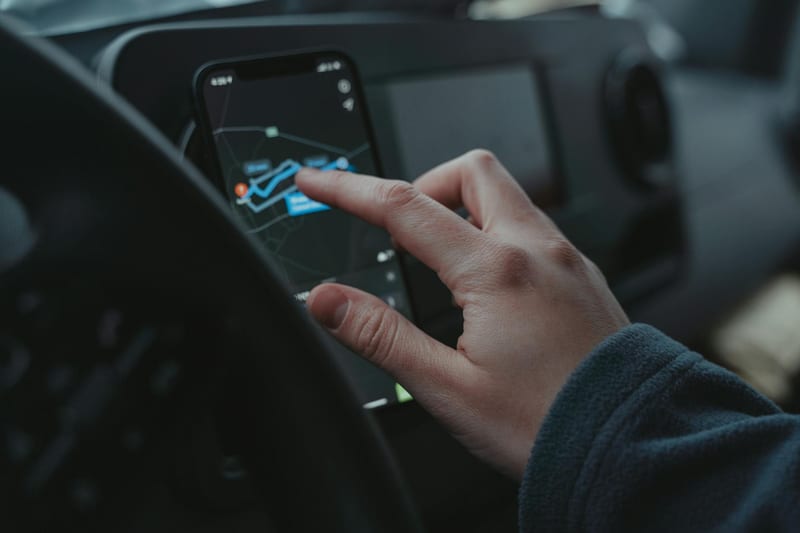 Автомобільний тримач: який не впаде на першій ямі — фото 2