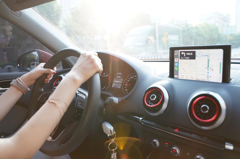 gps tracker car — ілюстрація до статті