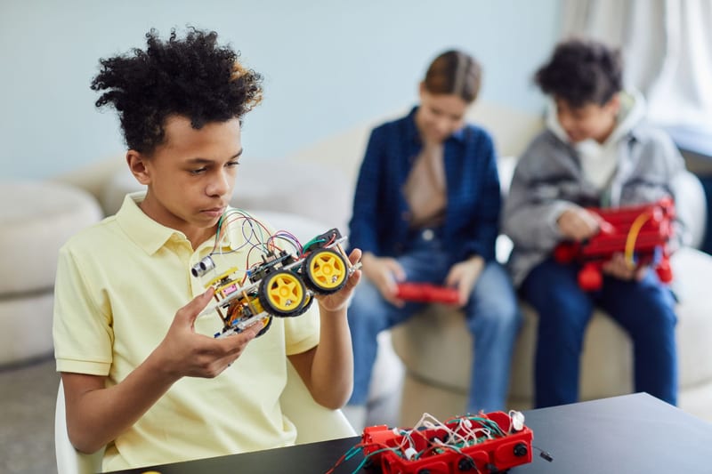 coding robot toy — ілюстрація до статті