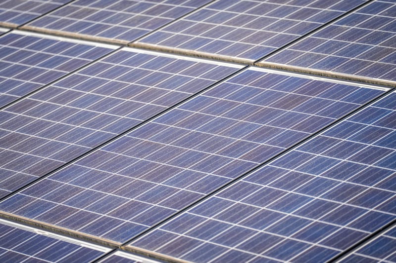 solar panel balcony — ілюстрація до статті
