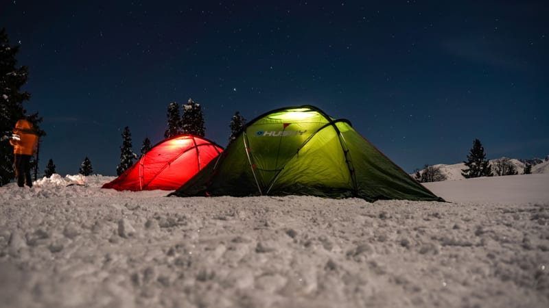ultralight tent hiking — ілюстрація до статті