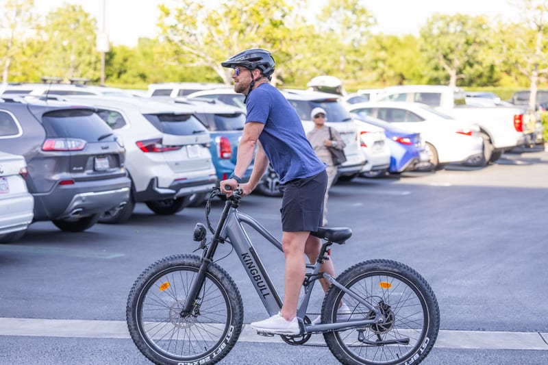 electric bicycle cycling outdoor — приклад для огляду, фото 3