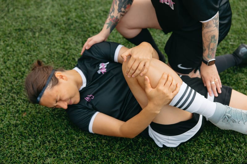 knee brace support — ілюстрація до статті