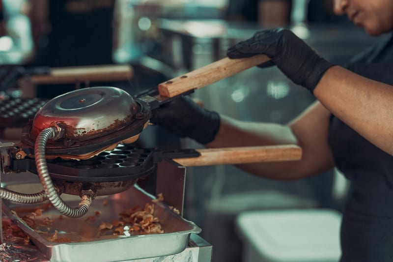 waffle iron kitchen — ілюстрація до статті